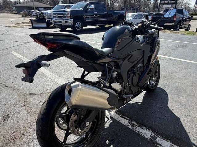 Kawasaki Ninja ZX-4R  2024