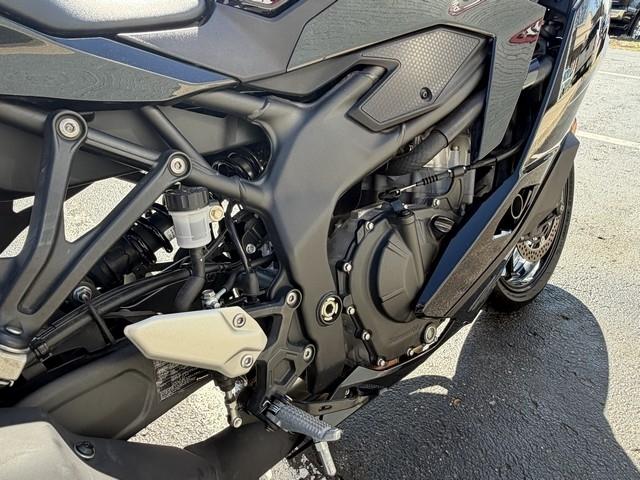 Kawasaki Ninja ZX-4R  2024