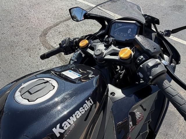 Kawasaki Ninja ZX-4R  2024