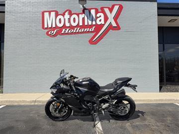 2024 Kawasaki Ninja ZX-4R 
