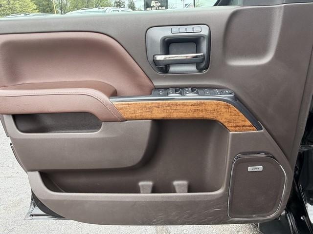 Chevrolet Silverado 2500HD Built After Aug 14  2015