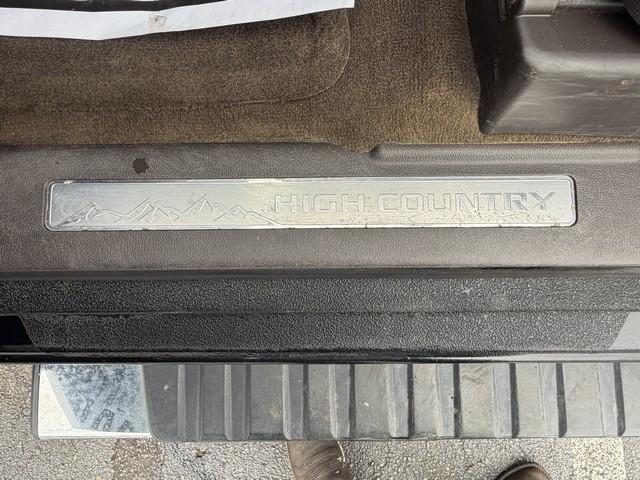 Chevrolet Silverado 2500HD Built After Aug 14  2015