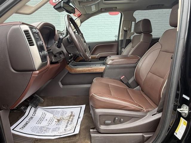 Chevrolet Silverado 2500HD Built After Aug 14  2015