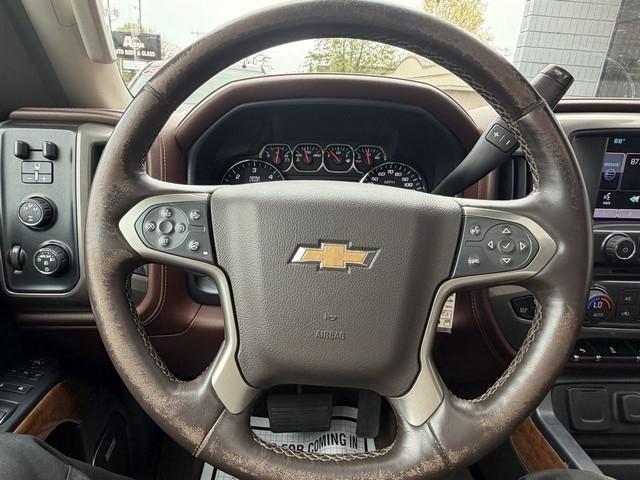 Chevrolet Silverado 2500HD Built After Aug 14  2015