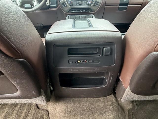 Chevrolet Silverado 2500HD Built After Aug 14  2015