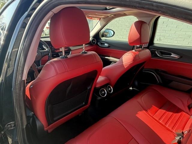 Alfa Romeo Giulia  2018