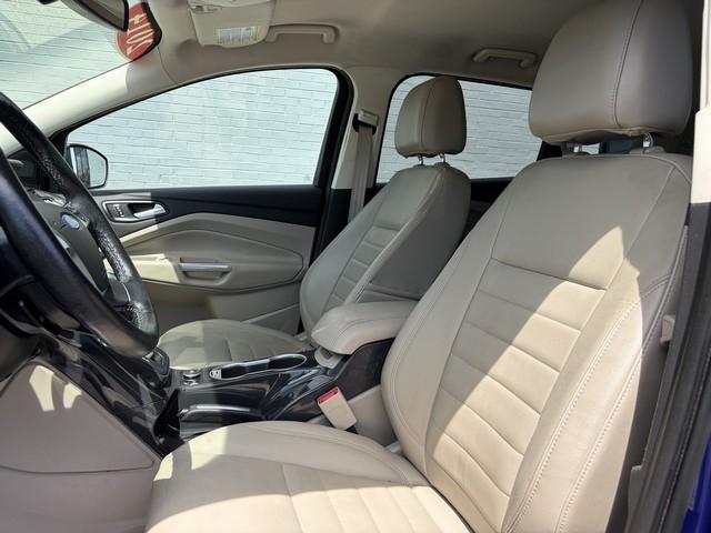 Ford Escape  2014