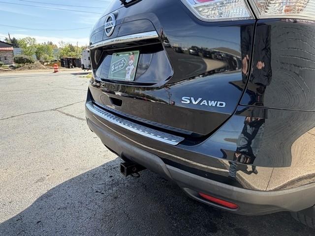 Nissan Rogue SV 4D SUV AWD 2016