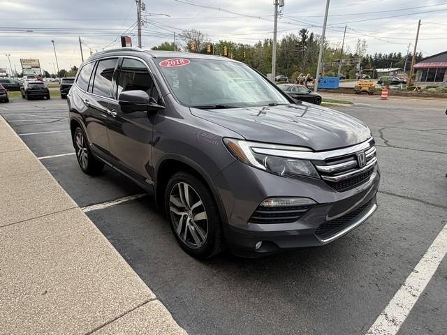 Honda Pilot 4WD 4dr Touring w/RES & Navi 2018