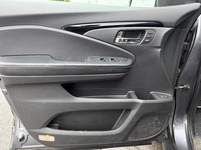Honda Pilot 4WD 4dr Touring w/RES & Navi 2018