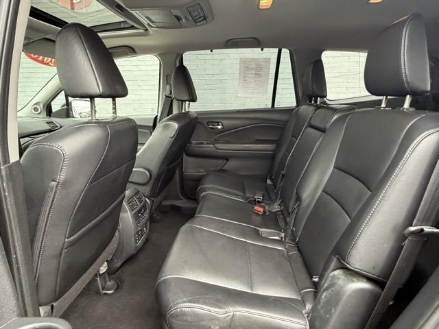 Honda Pilot 4WD 4dr Touring w/RES & Navi 2018