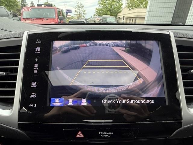 Honda Pilot 4WD 4dr Touring w/RES & Navi 2018