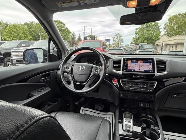 Honda Pilot 4WD 4dr Touring w/RES & Navi 2018