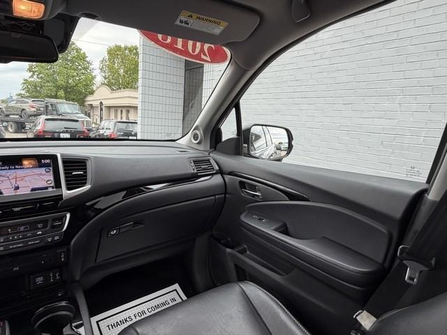 Honda Pilot 4WD 4dr Touring w/RES & Navi 2018