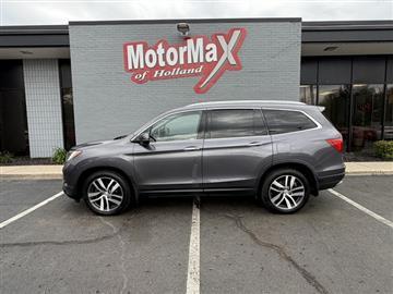 2018 Honda Pilot 4WD 4dr Touring w/RES & Navi