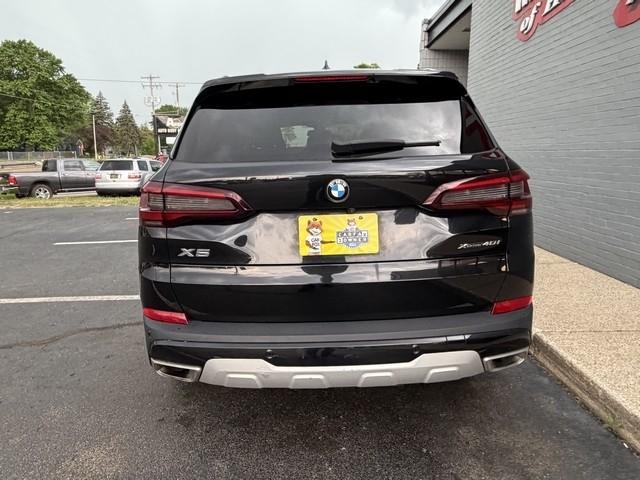 BMW X5  2023