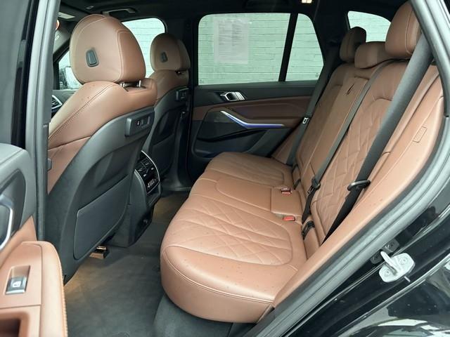 BMW X5  2023