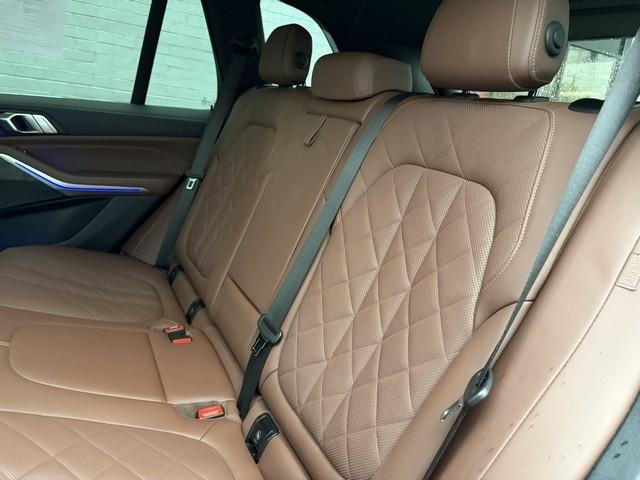 BMW X5  2023