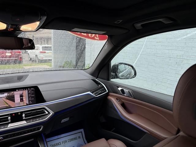 BMW X5  2023