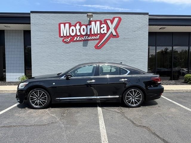 Lexus LS 460  2013