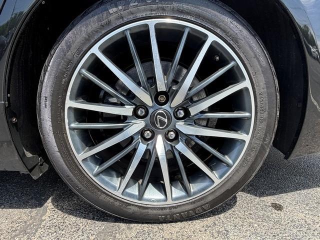 Lexus LS 460  2013