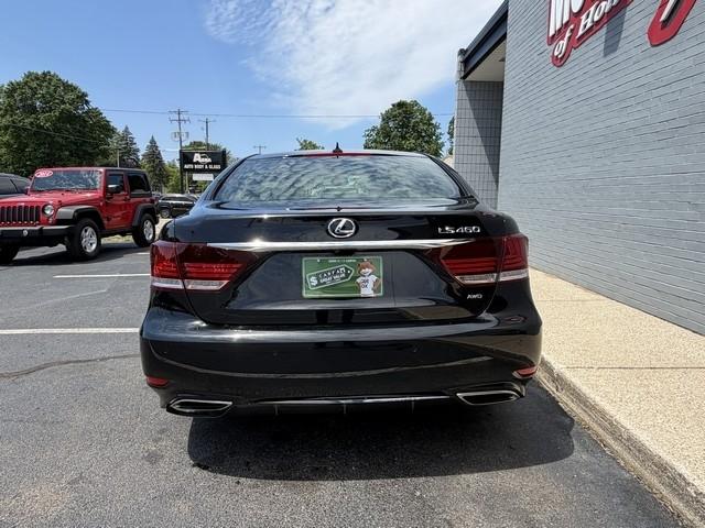 Lexus LS 460  2013