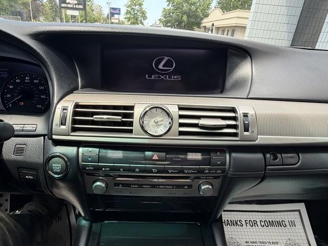 Lexus LS 460  2013