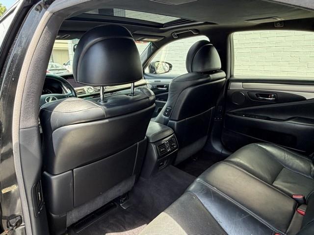Lexus LS 460  2013