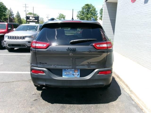 Jeep Cherokee  2016