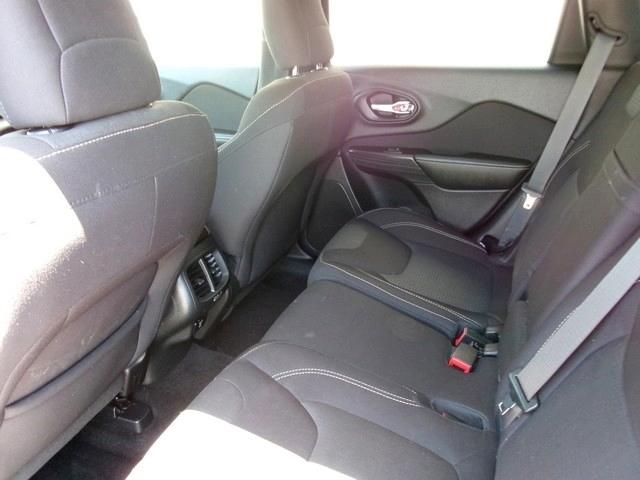 Jeep Cherokee  2016