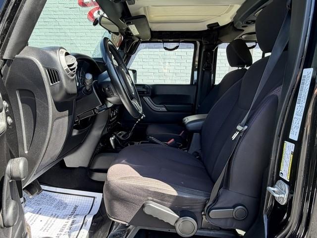 Jeep Wrangler Unlimited  2013