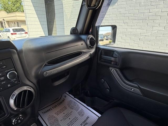 Jeep Wrangler Unlimited  2013