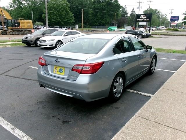Subaru Legacy  2015