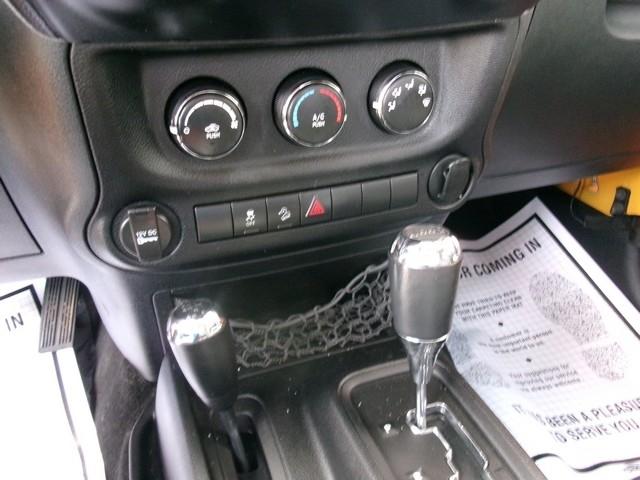 Jeep Wrangler  2012