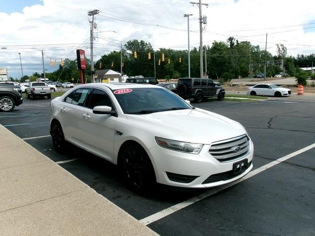 Ford Taurus  2013