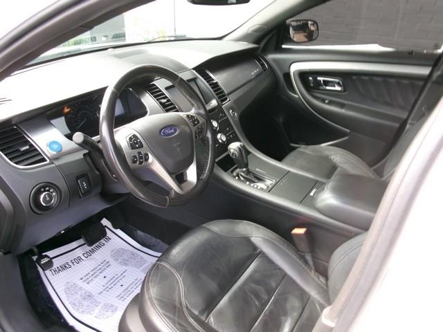Ford Taurus  2013