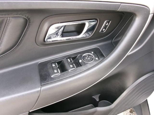 Ford Taurus  2013