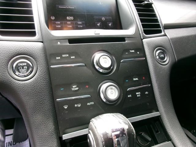 Ford Taurus  2013