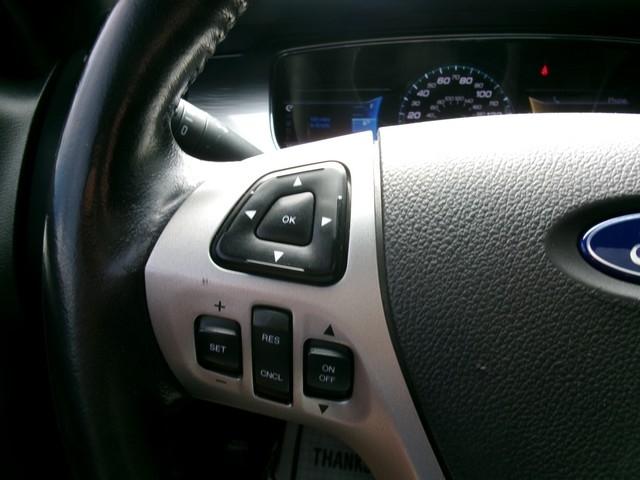 Ford Taurus  2013
