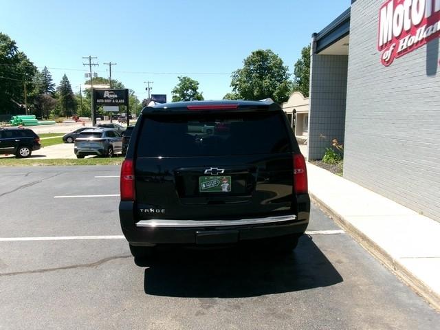 Chevrolet Tahoe  2015