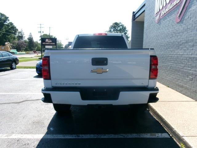 Chevrolet Silverado 1500  2018