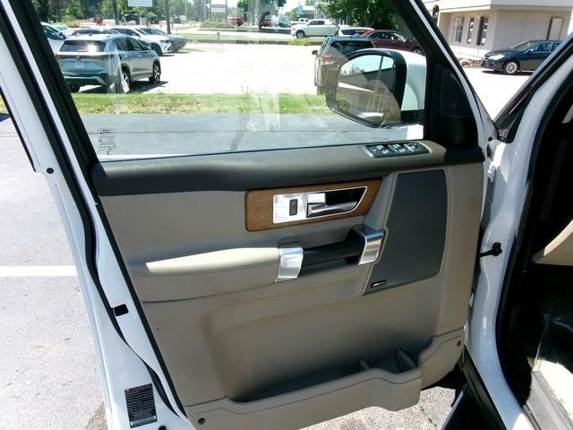 Land Rover LR4  2016