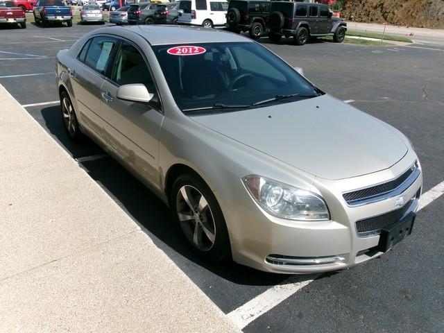 Chevrolet Malibu  2012