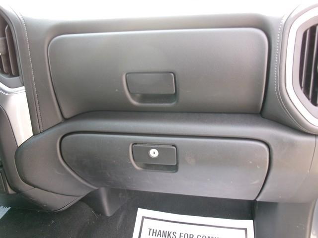 Chevrolet Silverado 1500  2021