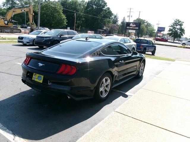 Ford Mustang  2020