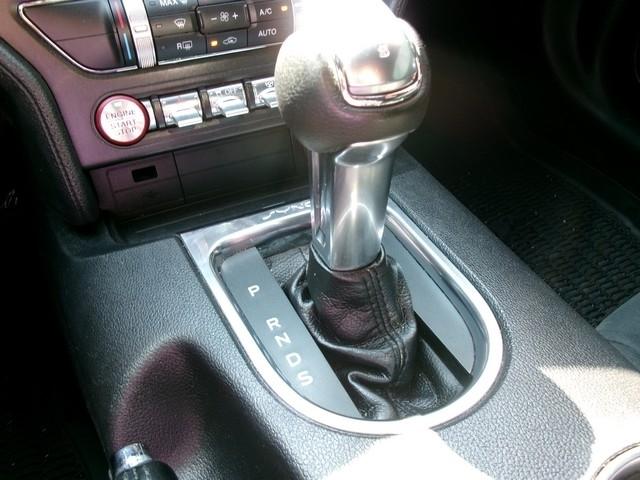 Ford Mustang  2020