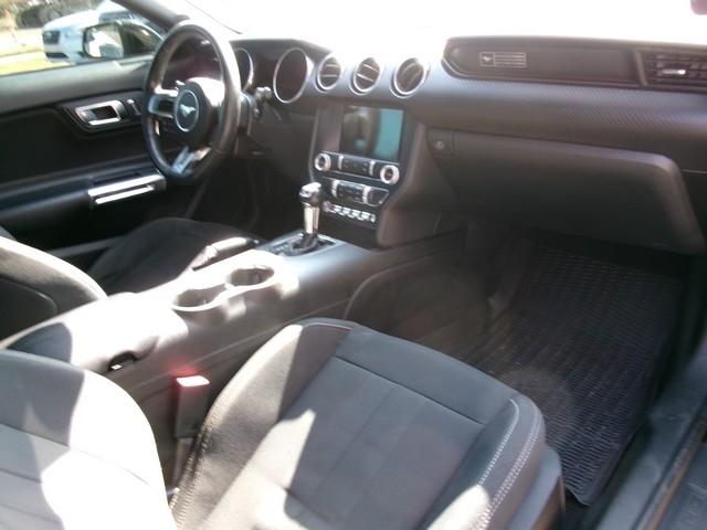Ford Mustang  2020