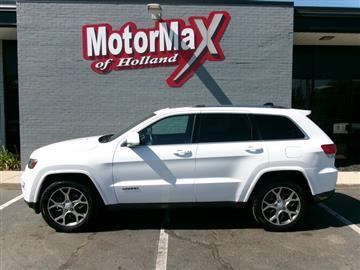 2018 Jeep Grand Cherokee Sterling Edition 4x4 *Ltd Avail*