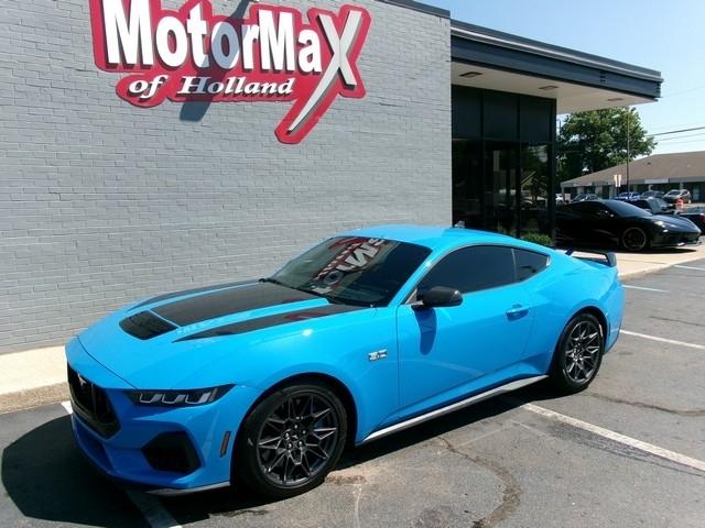 Ford Mustang  2024