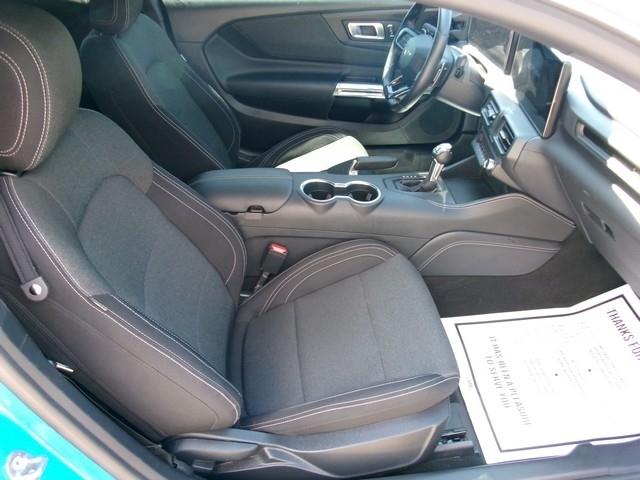 Ford Mustang  2024